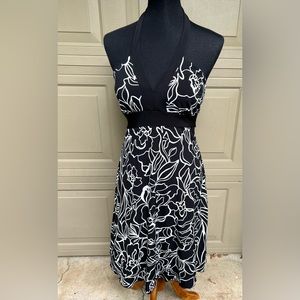 Women’s dress size medium